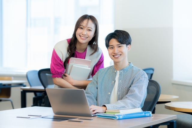 学校連携と就職サポート